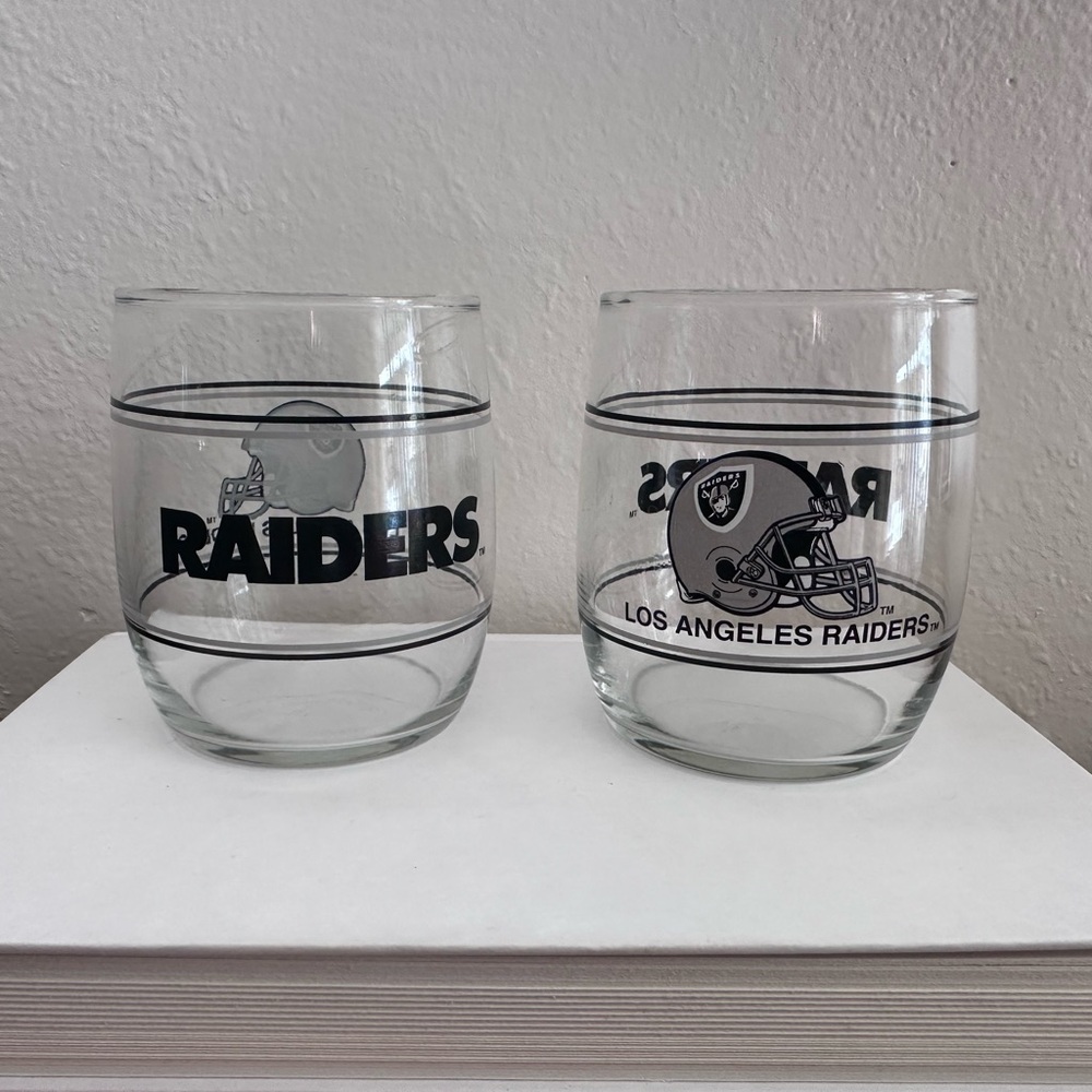 Vintage NFL Los Angeles Raiders Glass Tumbler Authentic Football Helmet Cup